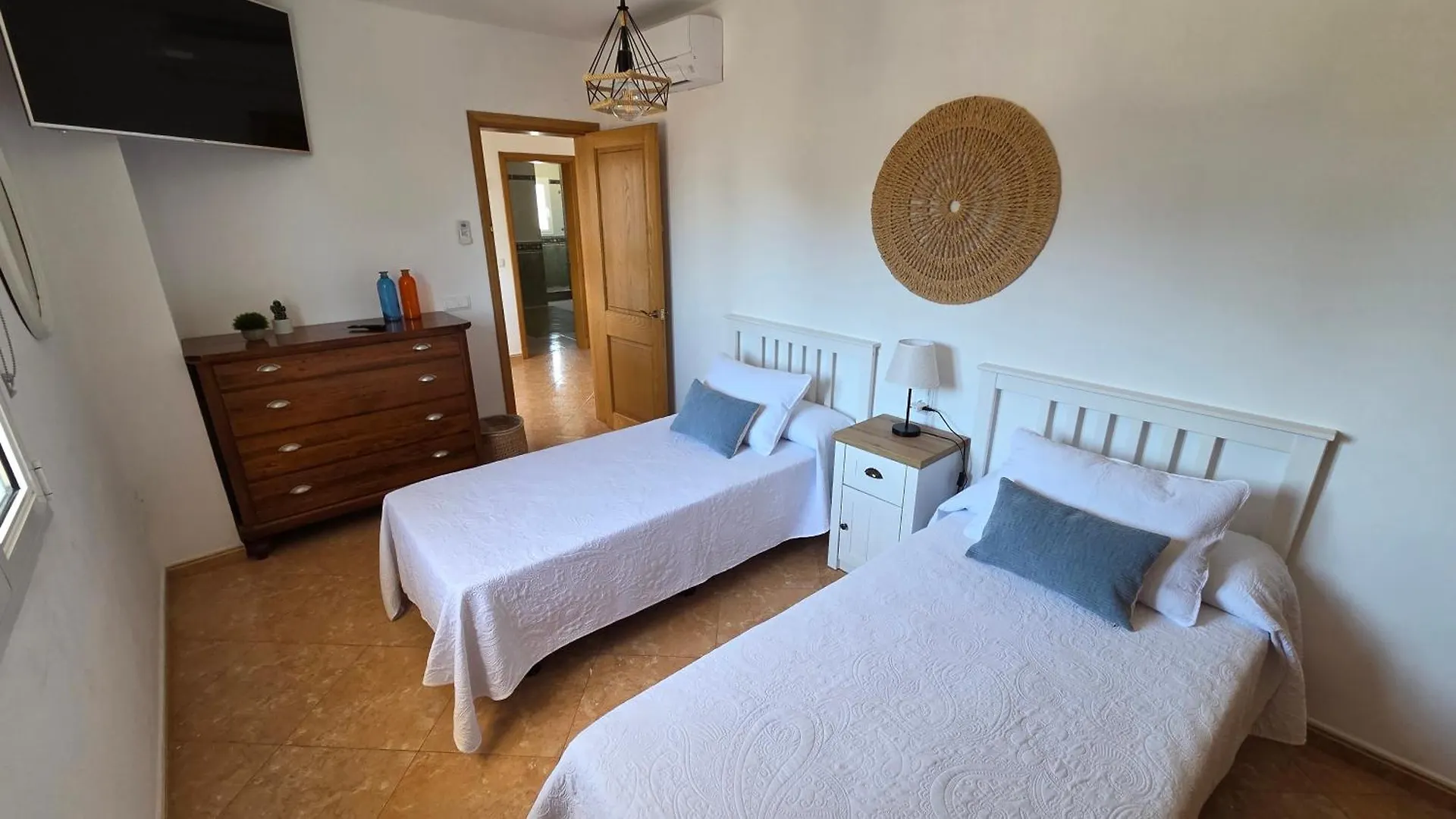 Villa Victoria Paradise Cala'N Blanes  Spain